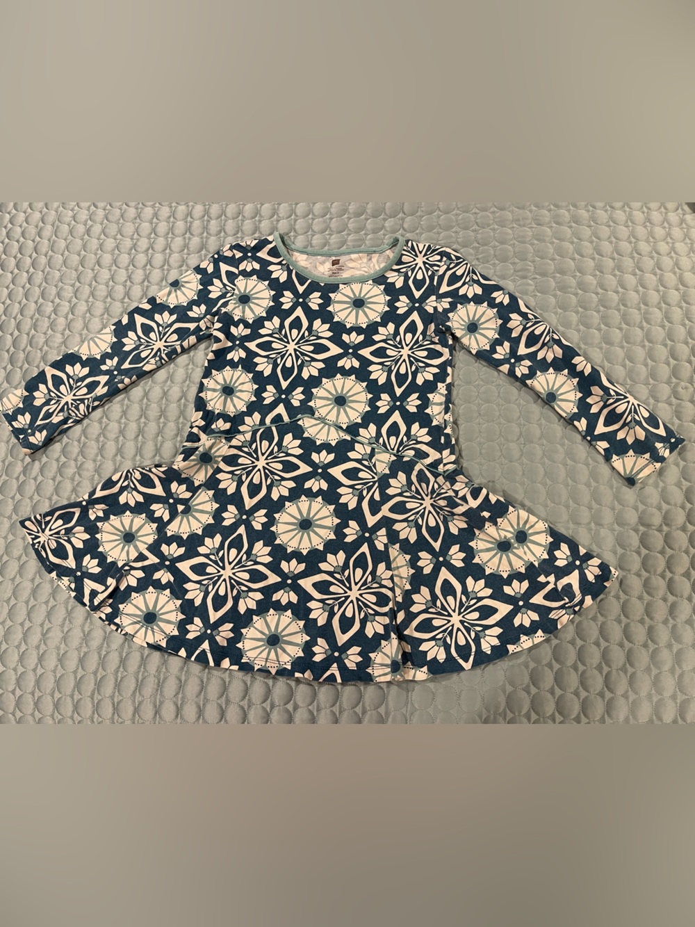 Tea Collection Navy White Floral Twirl Dress Tunic Sz 6 100% Cotton Snowflakes
